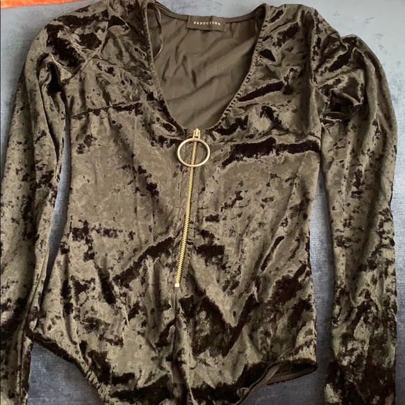 Velvet long sleeve bodysuit - Picture 1 of 4